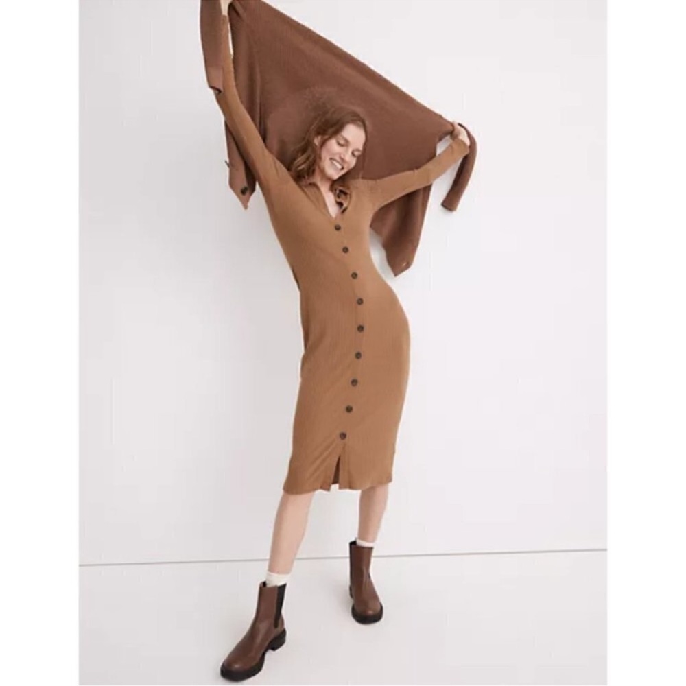 Madewell Fitted Ribbed Button-Up Sweater Dress Camel Tan Large NWT Retail $110 - Picture 2 of 15